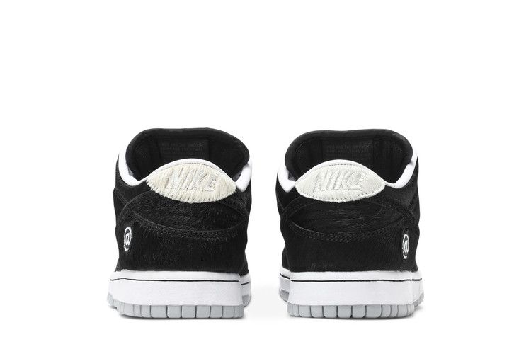Nike SB Dunk Low BE@RBRICK Medicom Toy - CZ5127-001
