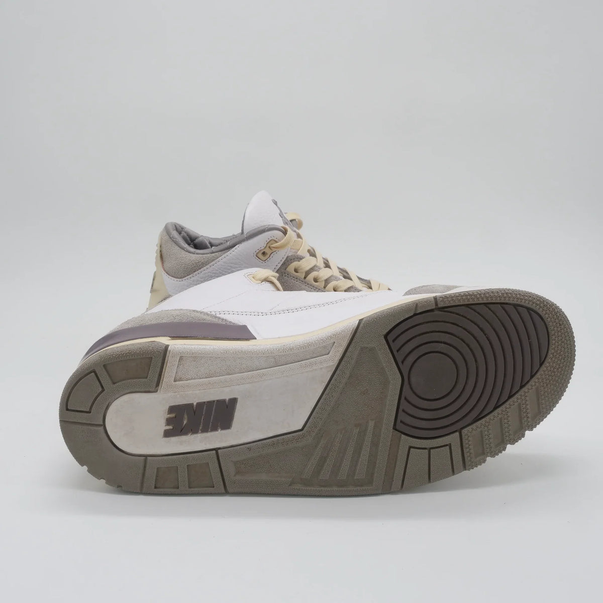 Nike Air Jordan 3 Retro A Ma Maniére - EU 44 1/2