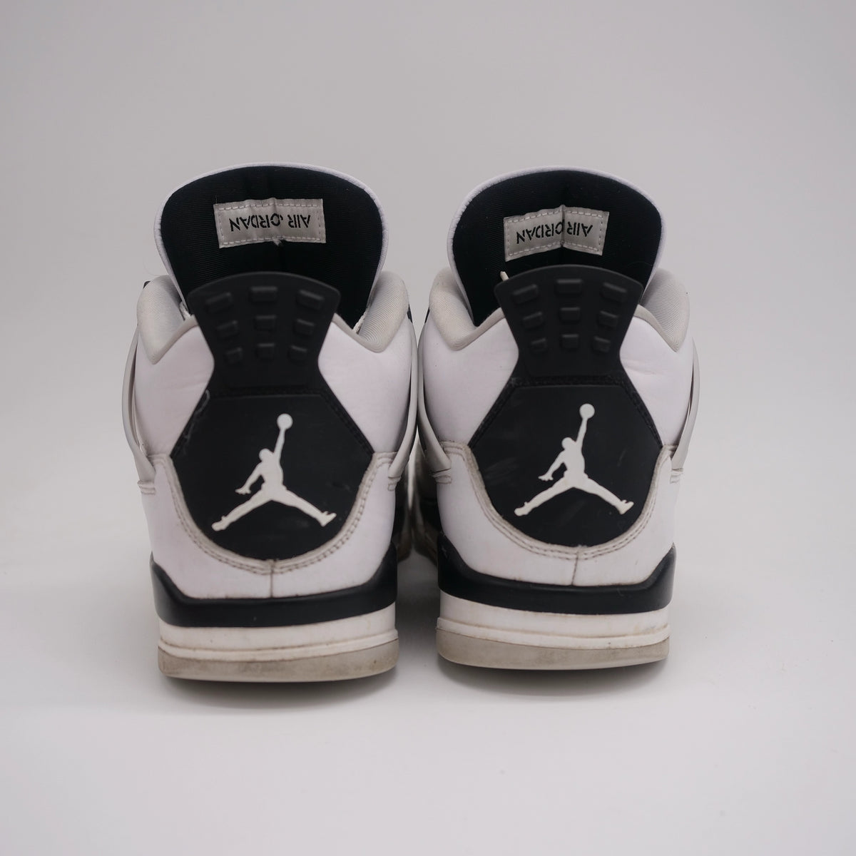 Air Jordan 4 Military Black - EU 44