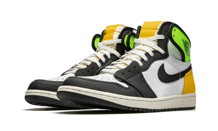 Nike Air Jordan 1 Retro High OG Volt Gold - 555088-118