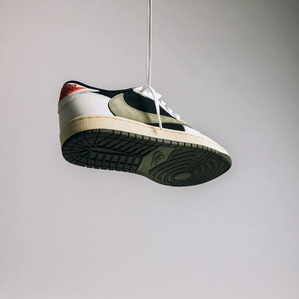 Air Jordan 1 Retro Low OG SP Travis Scott Olive - DZ4137-106