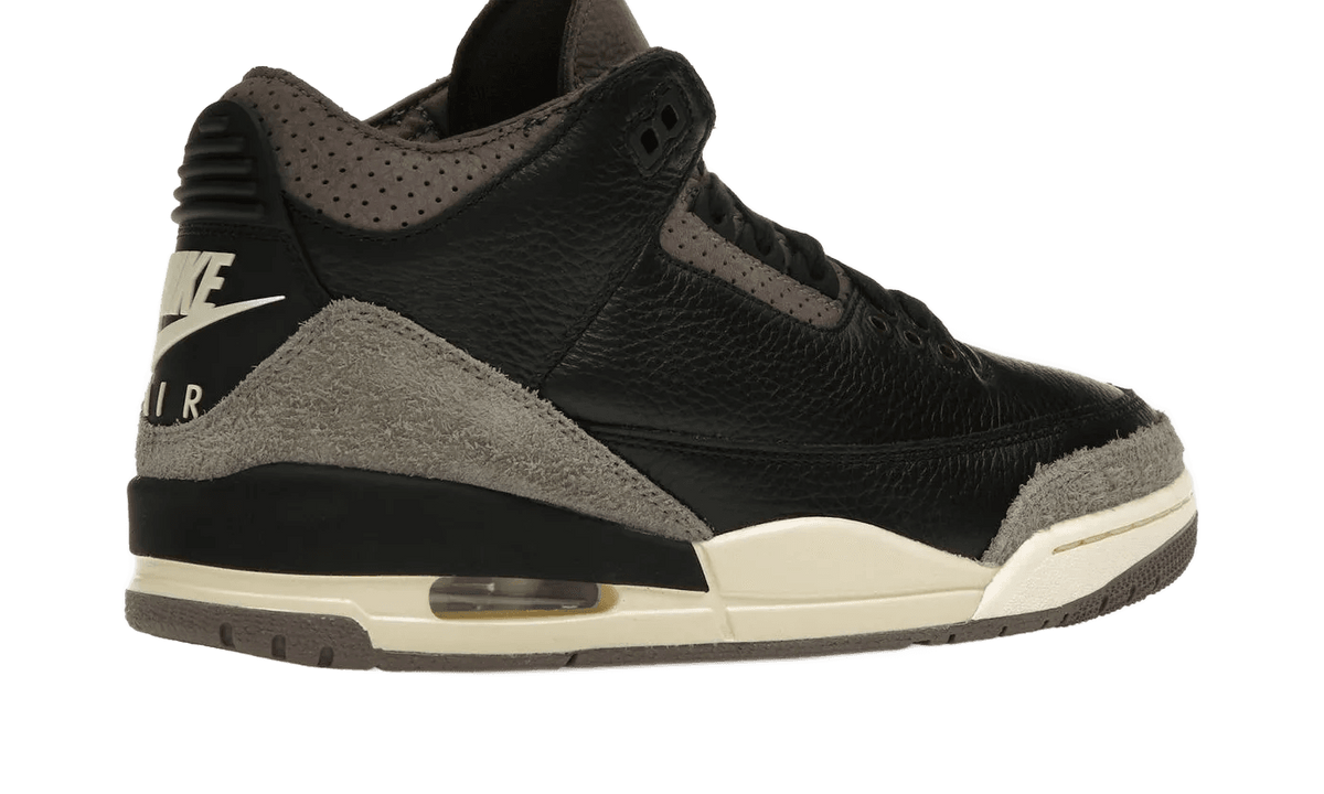 Air Jordan 3 Retro OG SP A Ma Maniére Black Violet Ore - FZ4811-001