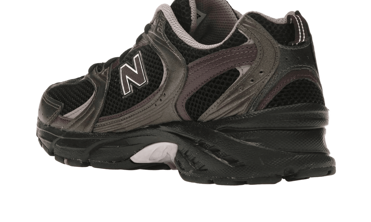 New Balance 530 Black Metallic Plum Brown - MR530ADD