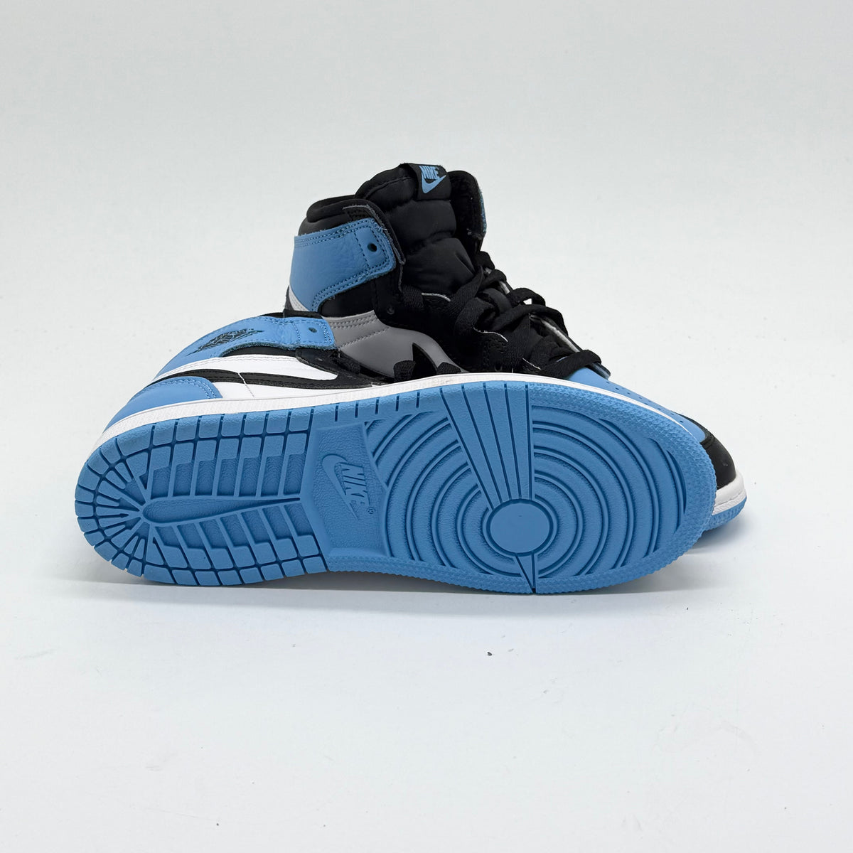 Jordan 1 Retro High OG Unc Toe EU 35