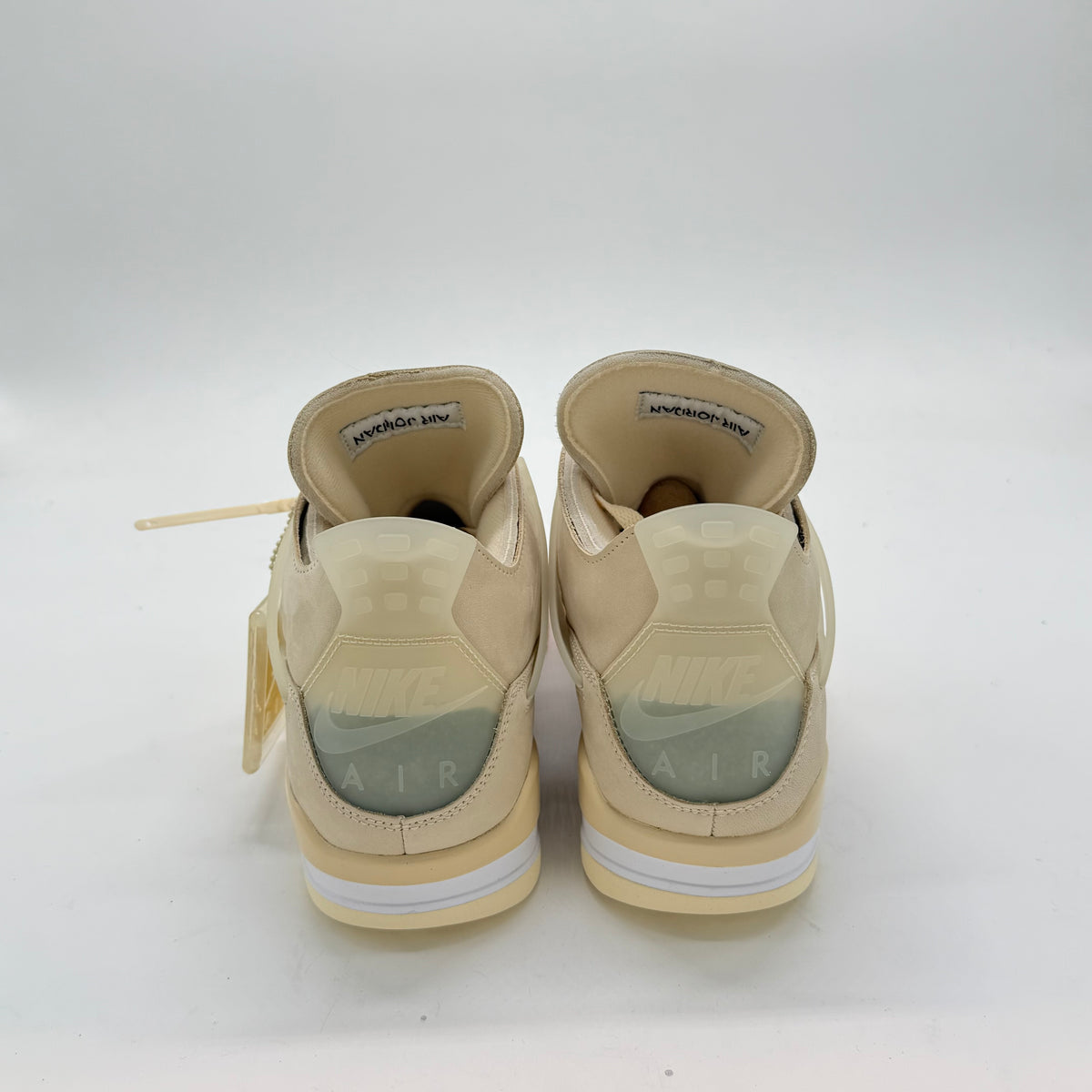 Air Jordan 4 Off White Sail EU 43