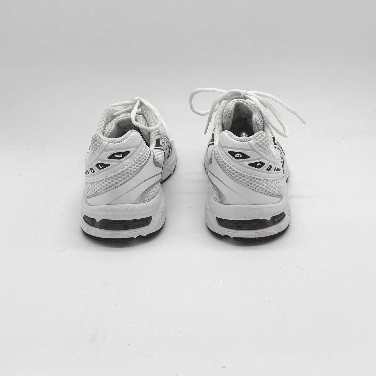 Asics Gel-1130 White/Black EU 44.5
