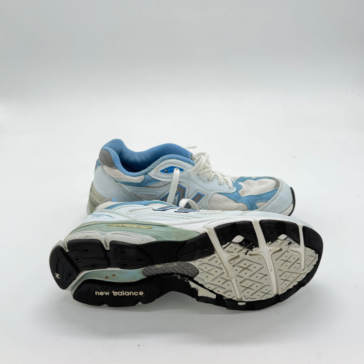New Balance White Baby Blue EU 36
