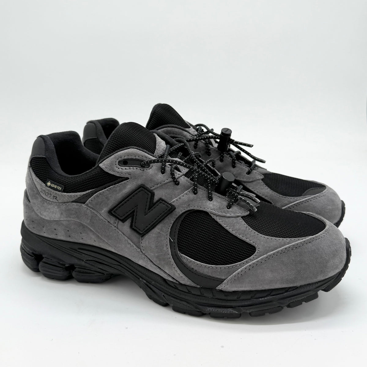 New Balance 2002R Gore-Tex JJJound Charcoal EU 44 1/2