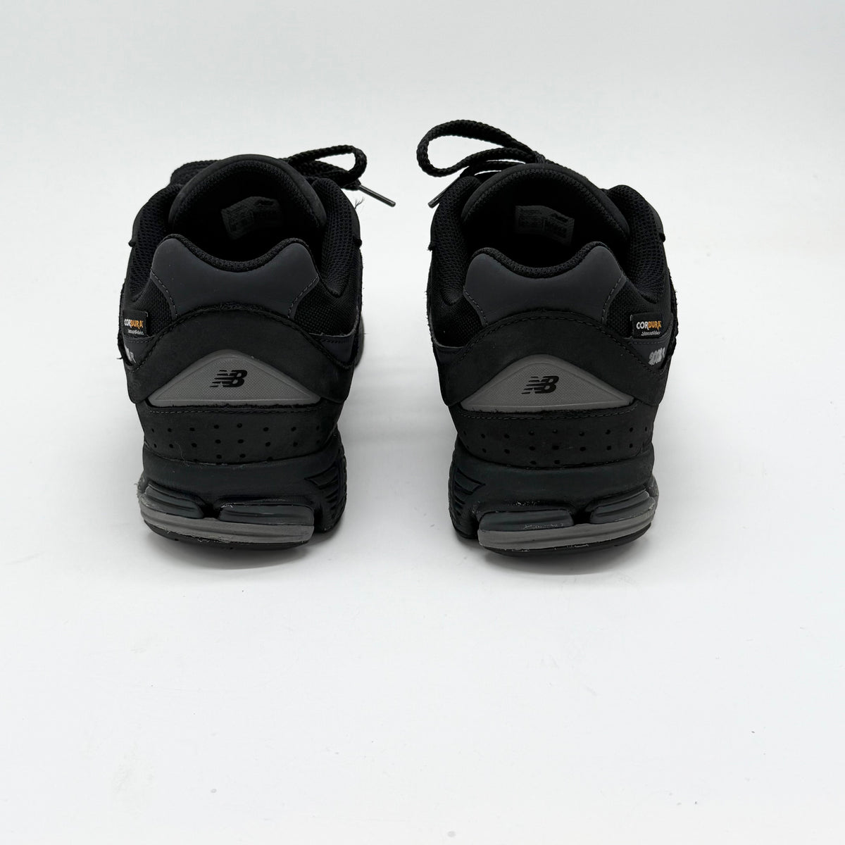 New Balance 2002R Protection Pack Black EU 45
