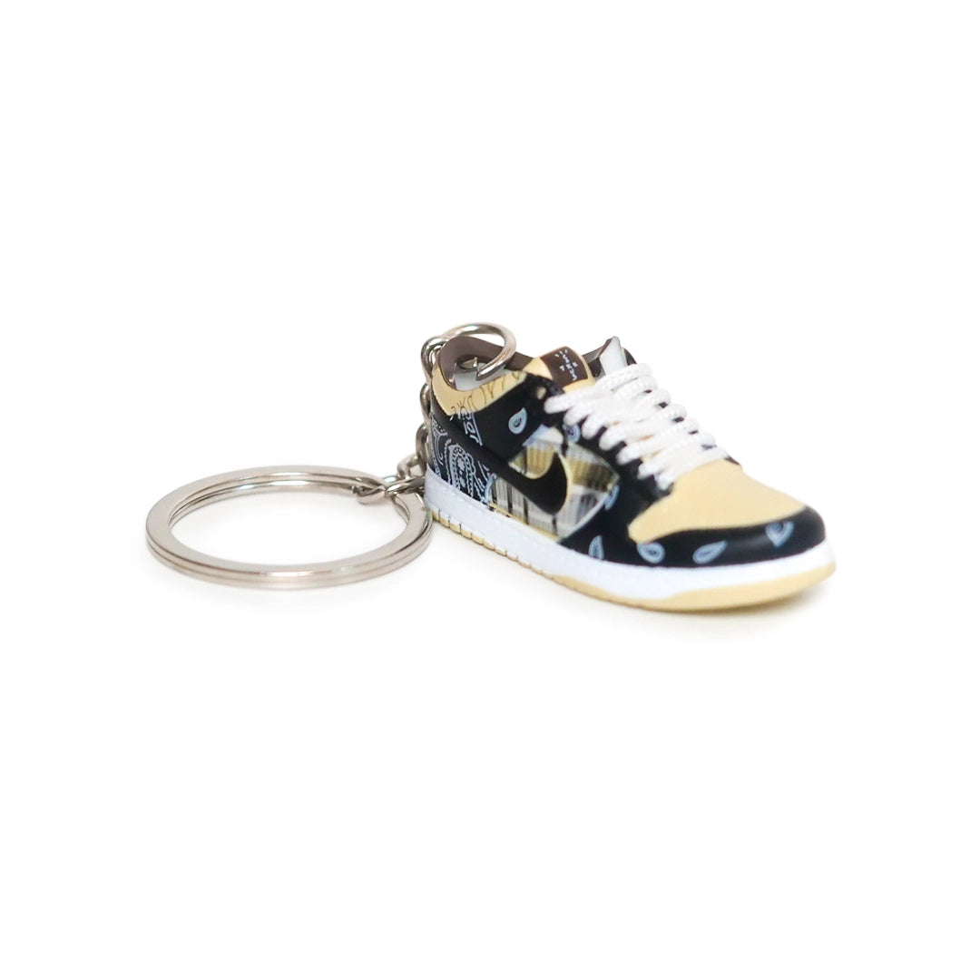Sneaker keychain - Nike SB Dunk Low Travis Scott