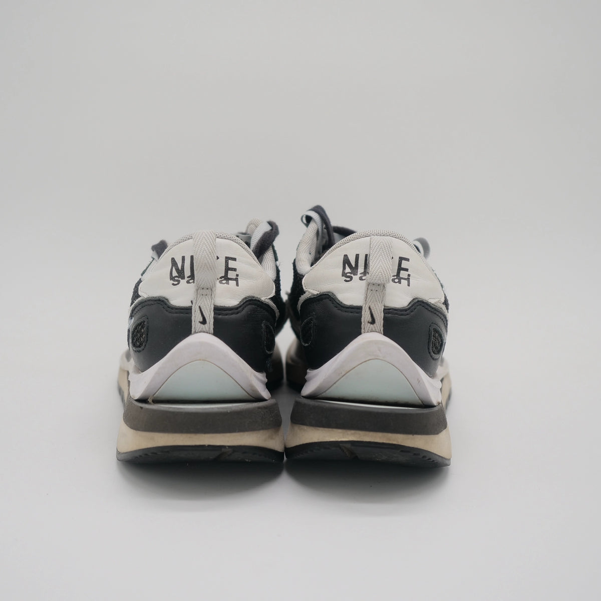 Nike Vaporwaffle Sacai Black White - EU 41