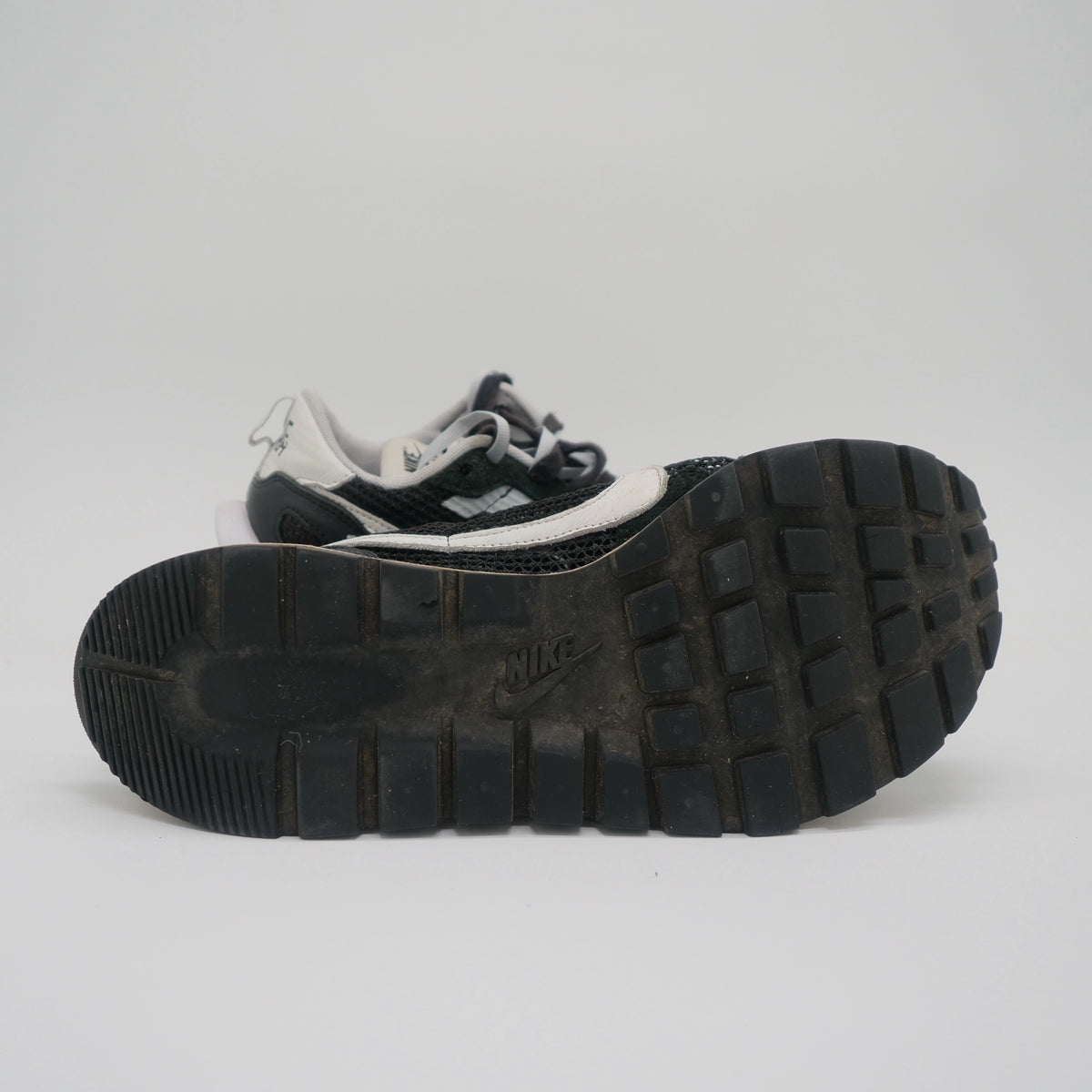 Nike Vaporwaffle Sacai Black White - EU 41