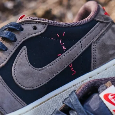 Air Jordan 1 Retro Low Travis Scott - CQ4277-001