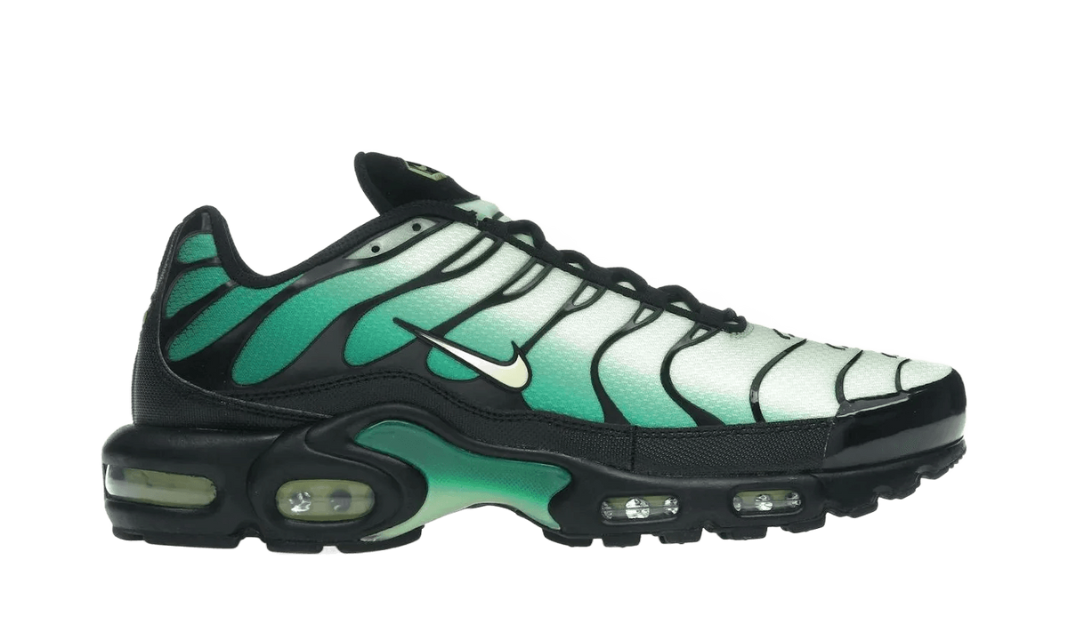 Nike Air Max Plus Vapor Green Malachite Black Light Lemon Twist - DM0032-301