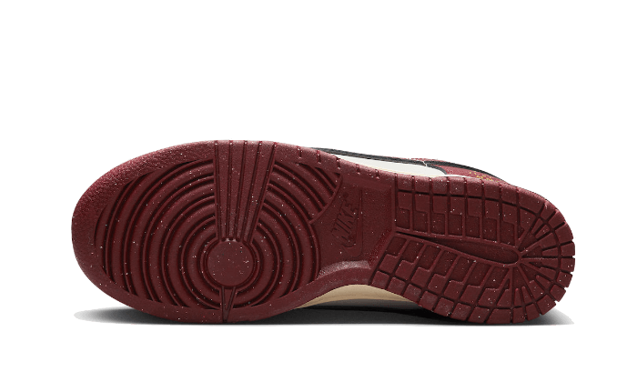 Nike Dunk Low LOOK Sail Team Red