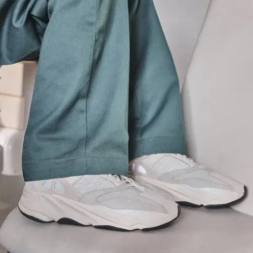 Adidas Yeezy 700 Analog - EG7596